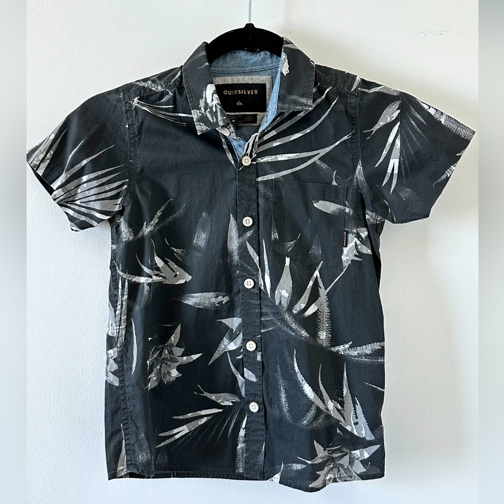 Quiksilver Kids Button Up Shirt - Kids Size 7